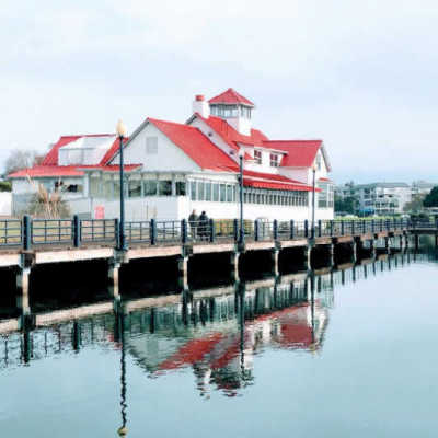 Stunning water view of Lara's Fine Dining Restaurant, Hercules, CA