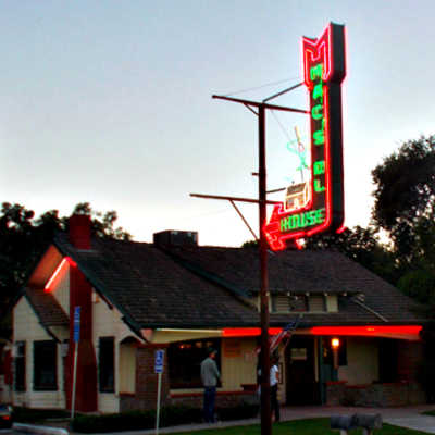 Dinner time photo, Mac's Old House, Antioch, CA