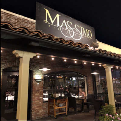 Massimo Ristorante, Walnut Creek, lit entry.