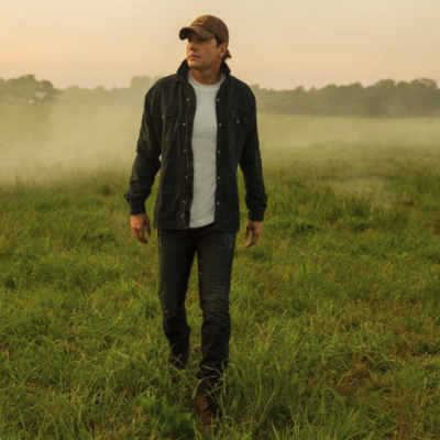 Rodney Atkins Live on the Water!